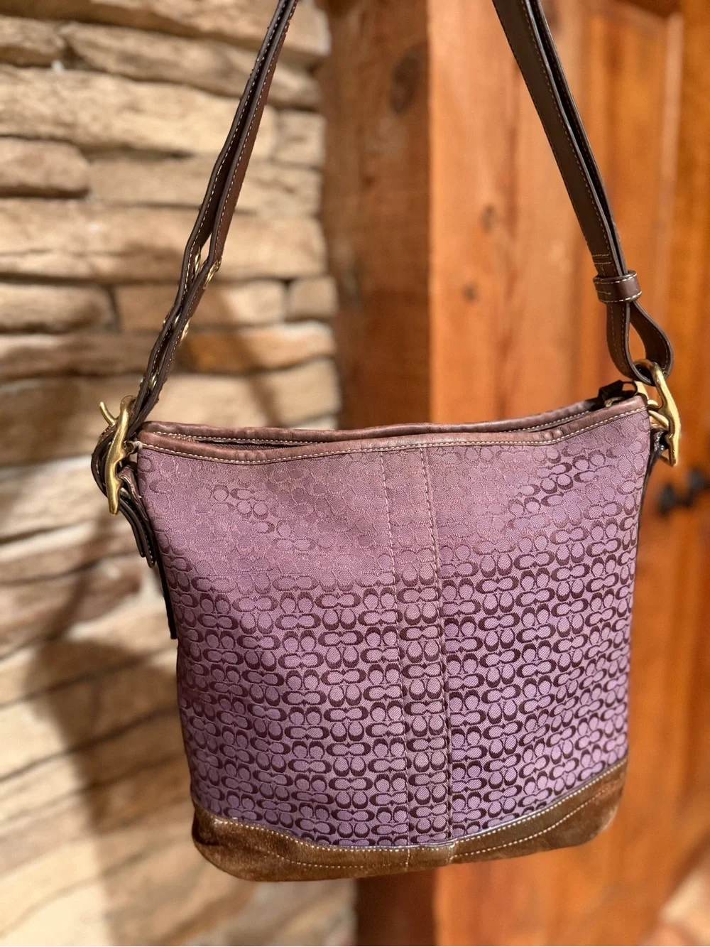 Coach VINTAGE Y2K EUC Lavender Purple Suede Trim Crossbody Tassel Metal Hang Tag